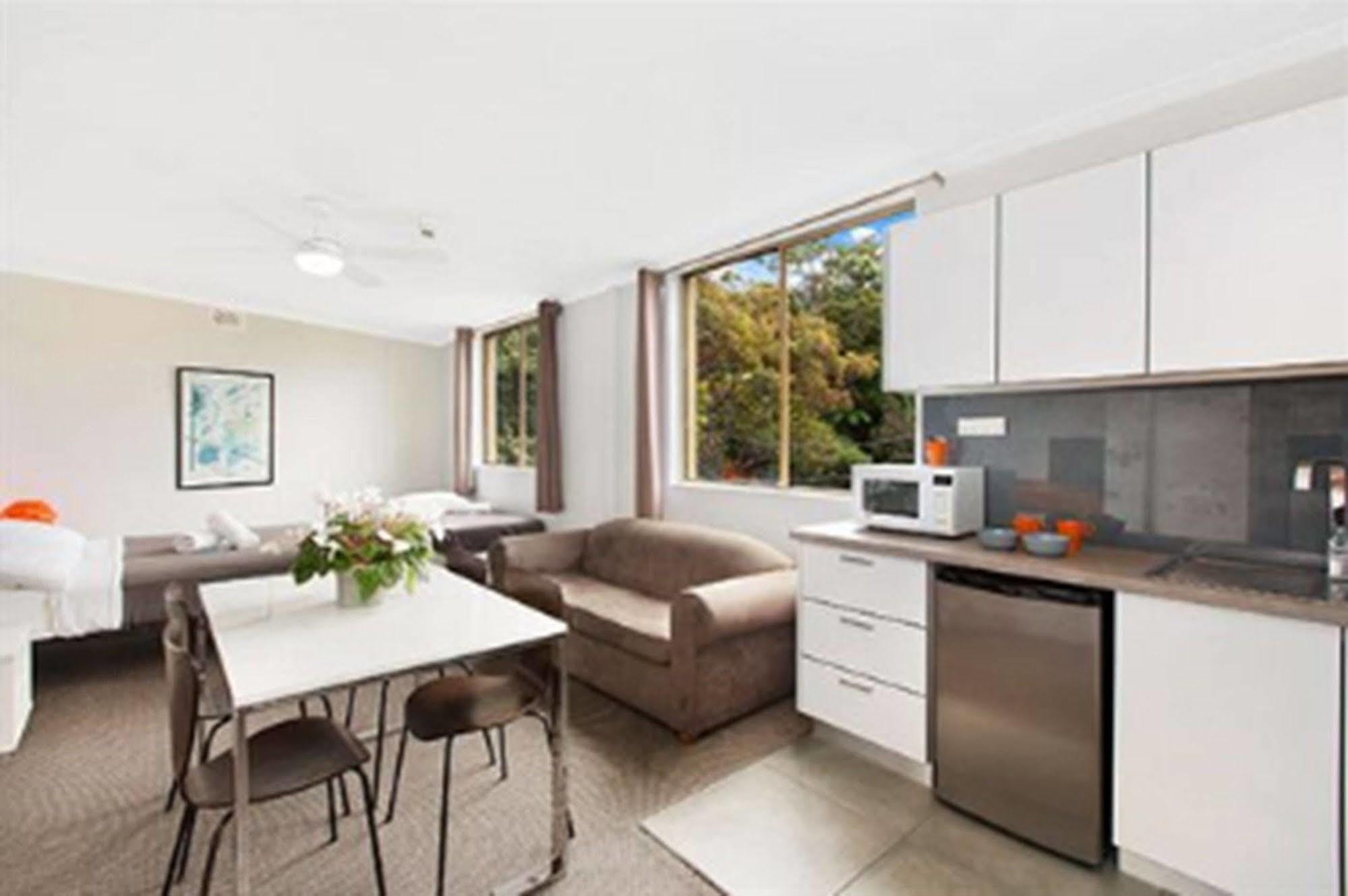 Manly Beachside Apartments Bagian luar foto