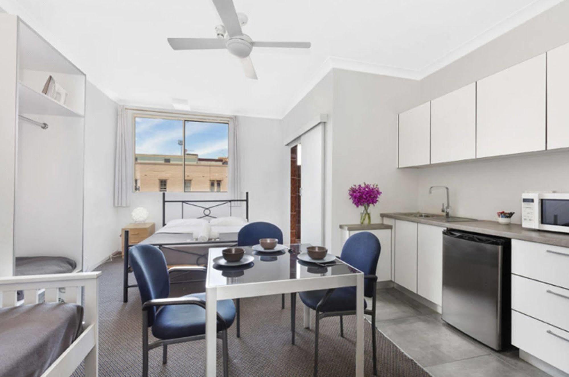 Manly Beachside Apartments Bagian luar foto